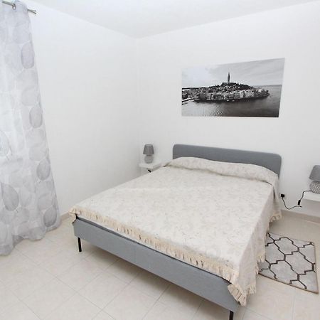 Apartment Stellina Rovinj Exterior photo